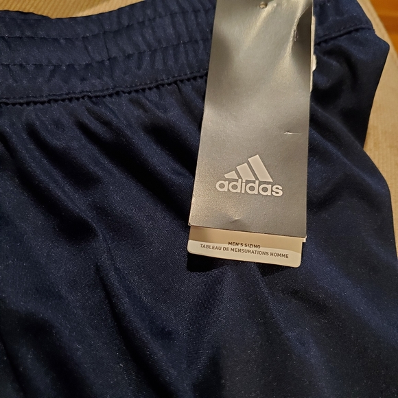Adidas Basketball Shorts - Picture 4 of 5